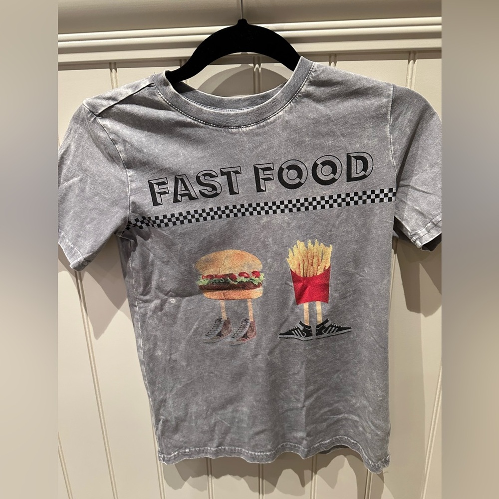 Boys Size Medium Grey Red & White Short Sleeve Fast Food Tee Shirt
